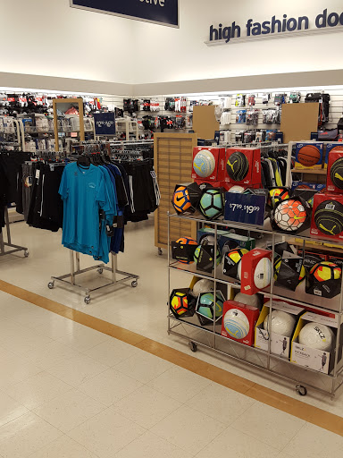 Department Store «Marshalls», reviews and photos, 7506 W Broad St, Henrico, VA 23294, USA