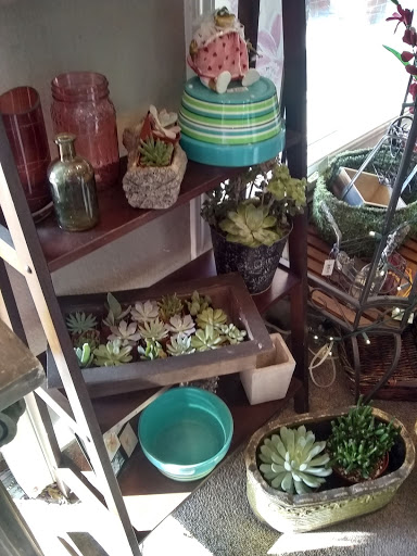 Florist «Arden Park Florist & Gift Gallery», reviews and photos, 564 La Sierra Dr, Sacramento, CA 95864, USA