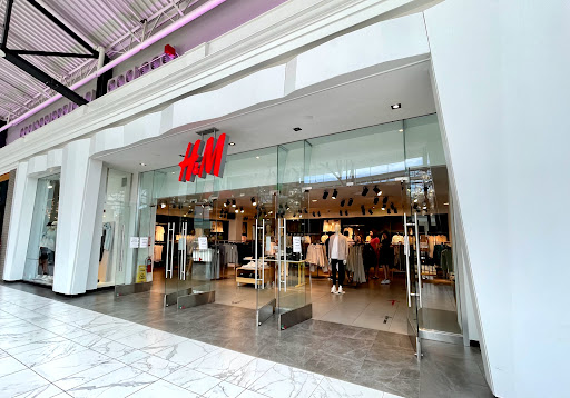 Clothing Store «H&M», reviews and photos, 140 Easton Station, Columbus, OH 43219, USA