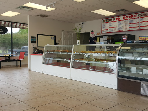 Donut Shop «Mr. Donut & Kolache», reviews and photos, 7322 Senate Ave, Jersey Village, TX 77040, USA