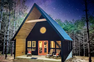 Eco-Luxe Vacation Cabins : Carpenter's Cabin, Twelve34 House, & GloCabin : Hocking Hills, Ohio image