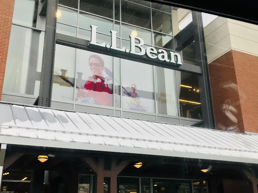 Clothing Store «L.L. Bean», reviews and photos, 6 Wayside Rd, Burlington, MA 01803, USA