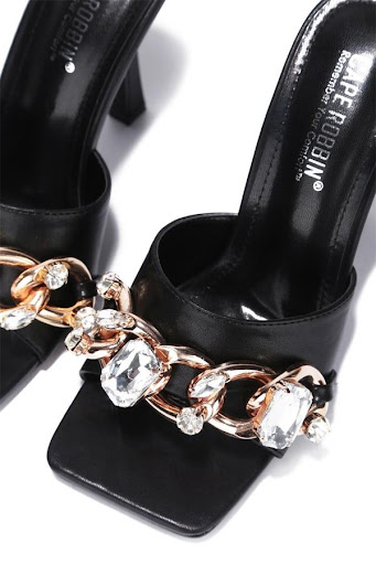 Shoe Store «SHOE TIME & SHOE TREND», reviews and photos, 3021 Freedom Dr, Charlotte, NC 28208, USA