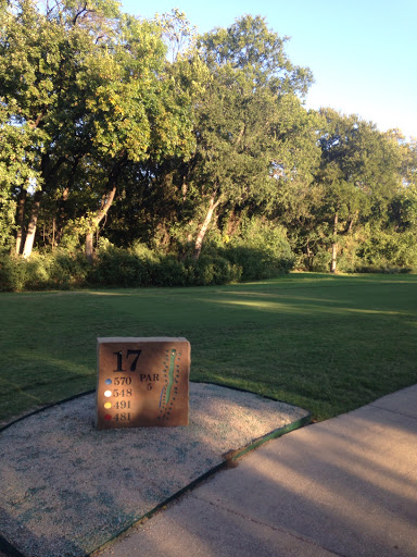 Golf Course «Luna Vista Golf Course», reviews and photos, 11223 Luna Rd, Dallas, TX 75229, USA