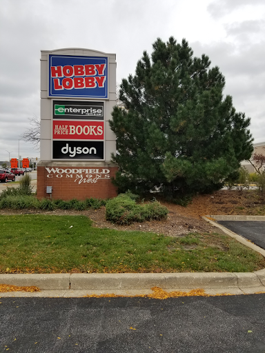 Book Store «Half Price Books», reviews and photos, 1075 E Golf Rd, Schaumburg, IL 60173, USA