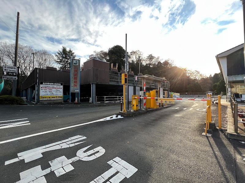 生田緑地東口駐車場