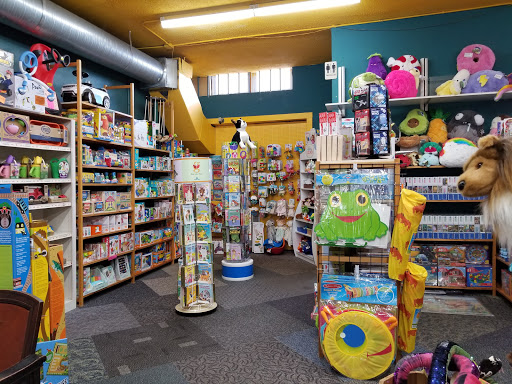 Toy Store «Dancing Bear Toys Ltd», reviews and photos, 418 N Main St, Hendersonville, NC 28792, USA