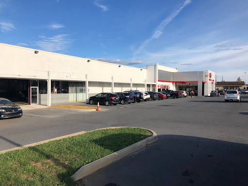 Toyota Dealer «Malloy Toyota», reviews and photos, 400 Weems Ln, Winchester, VA 22601, USA
