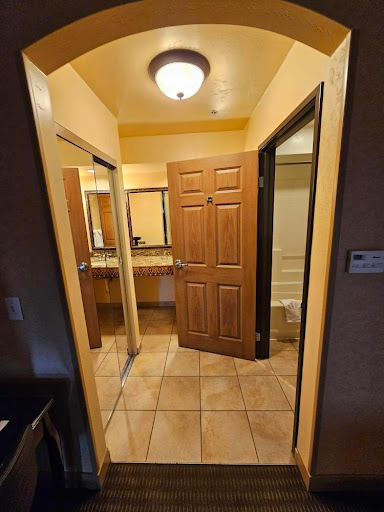 Ayres Hotel Redlands image