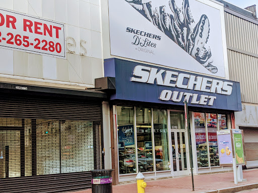 Shoe Store «SKECHERS Factory Outlet», reviews and photos, 163-11 Jamaica Ave, Jamaica, NY 11432, USA