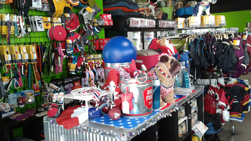 Pet Supply Store «The Green Spot», reviews and photos, 1110 S 71st St, Omaha, NE 68106, USA