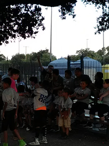 Park «Flores Park», reviews and photos, 803 W Southcross Blvd, San Antonio, TX 78211, USA