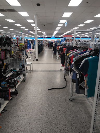 Clothing Store «Ross Dress for Less», reviews and photos, 1180 Stafford Market Pl, Stafford, VA 22556, USA