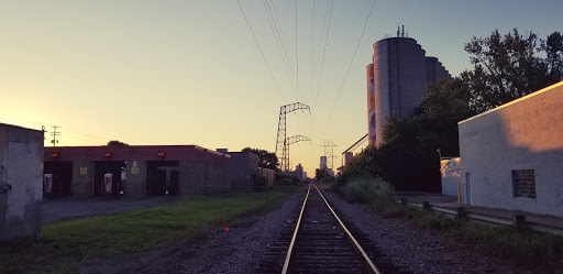 Liquor Store «Elevated Beer Wine & Spirits», reviews and photos, 4135 Hiawatha Ave, Minneapolis, MN 55406, USA