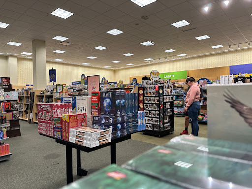 Barnes & Noble image