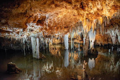 Meramec Caverns