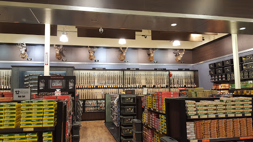 Outdoor Sports Store «Field & Stream», reviews and photos, 2075 Interchange Rd, Erie, PA 16509, USA