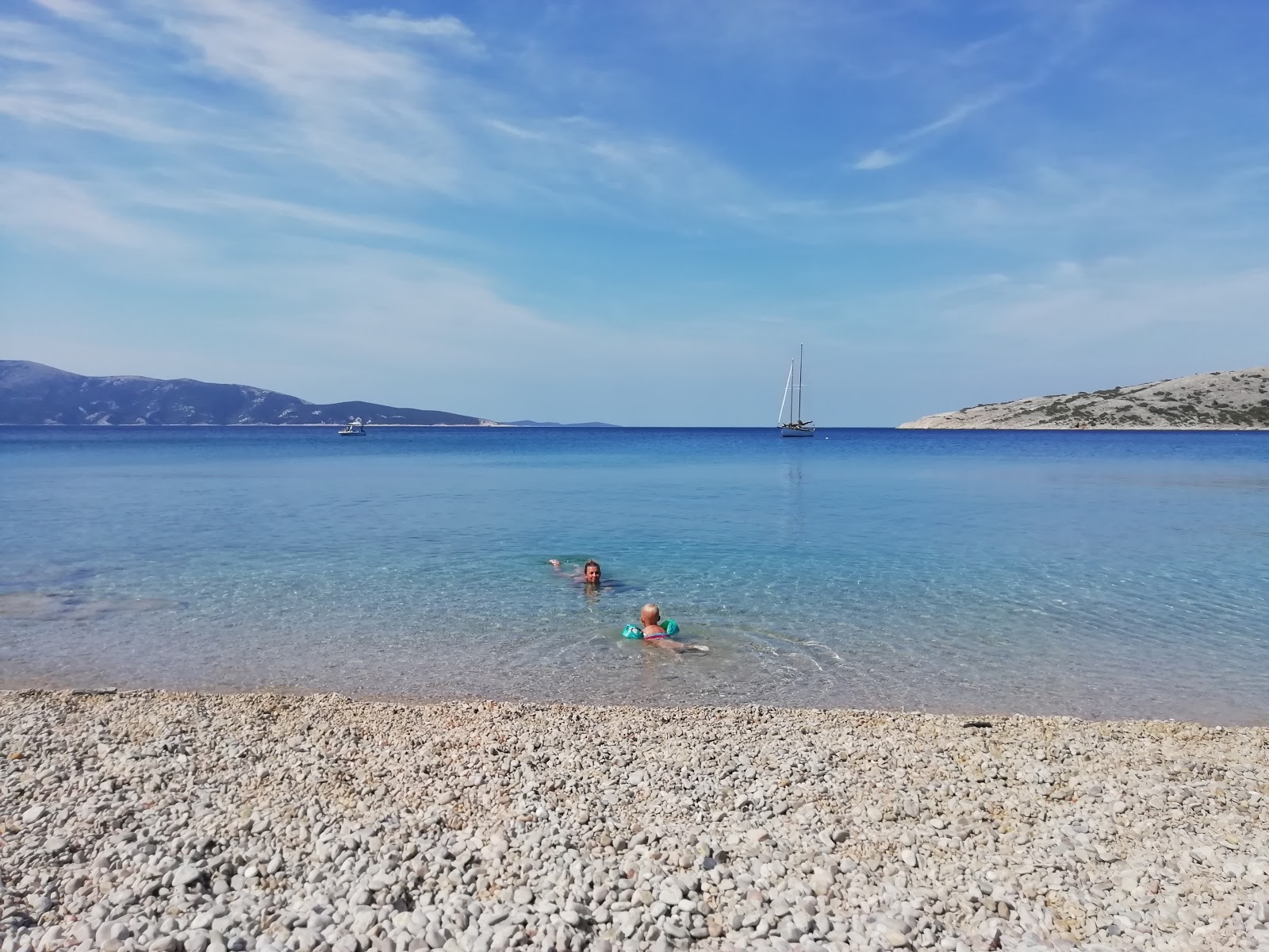 Beach Veli Zal'in fotoğrafı düz bir kıyı şeridi ile birlikte