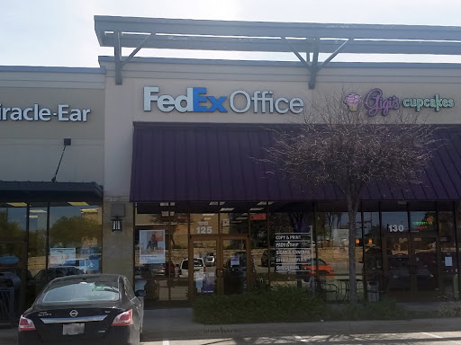 Print Shop «FedEx Office Print & Ship Center», reviews and photos, 1013 W University Ave #125, Georgetown, TX 78628, USA