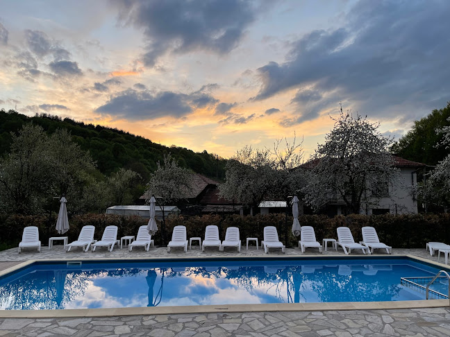 Къщи Баба Стана - Интериорен дизайнер