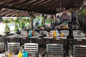 Restaurant Perla image