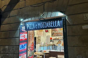 Pizza e Mozzarella image