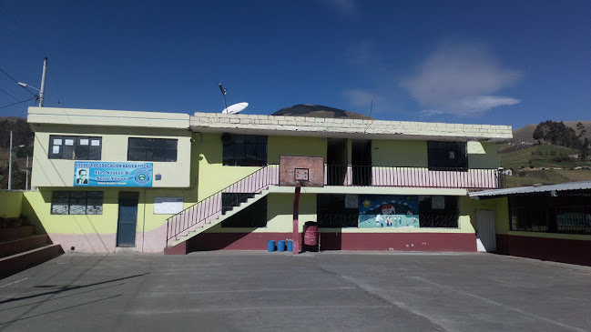Opiniones de Escuela de Educación Básica "Nestor Solís" en San Juan - Escuela