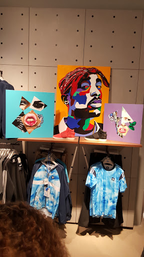 Shoe Store «Adidas Originals», reviews and photos, 8009 Melrose Ave, Los Angeles, CA 90046, USA