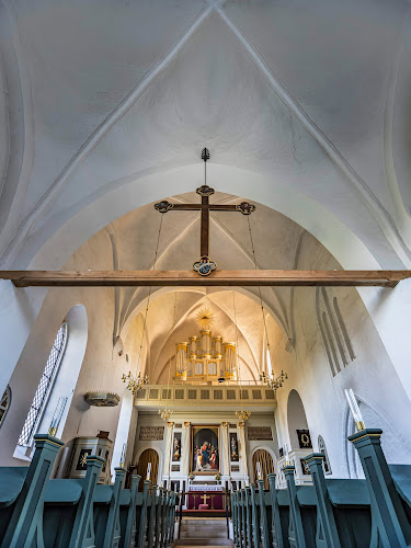 Anmeldelser af Brahetrolleborg Kirke i Ringe - Kirke