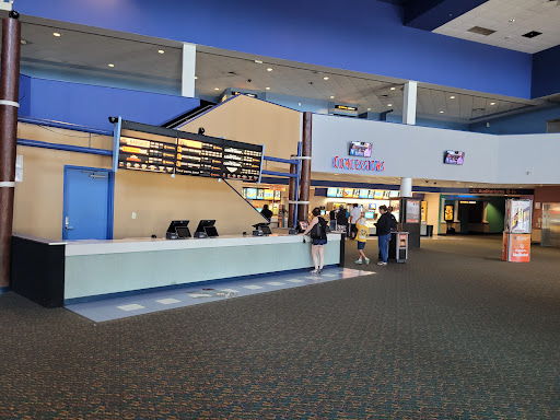 Movie Theater «Regal Cinemas Hamilton Commons 14», reviews and photos, 4215 E Black Horse Pike, Mays Landing, NJ 08330, USA