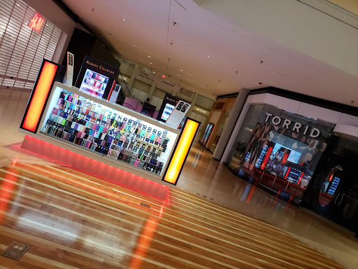 Cell Phone Store «Cellairis», reviews and photos, 195 Fox Valley Center Dr, Aurora, IL 60504, USA