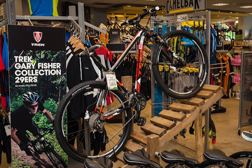 Bicycle Store «Spokes Etc.», reviews and photos, 1545 N Quaker Ln, Alexandria, VA 22302, USA