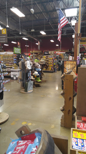 Hardware Store «Orchard Supply Hardware», reviews and photos, 19800 Ventura Blvd, Woodland Hills, CA 91364, USA