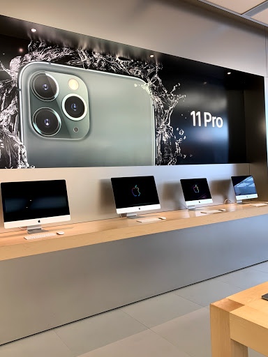 Computer Store «Apple Tacoma Mall», reviews and photos, 4502 S Steele St, Tacoma, WA 98409, USA