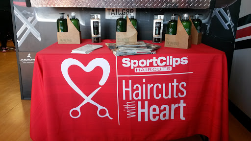 Hair Salon «Sport Clips Haircuts of Murfreesboro», reviews and photos, 2104 Memorial Blvd, Murfreesboro, TN 37129, USA