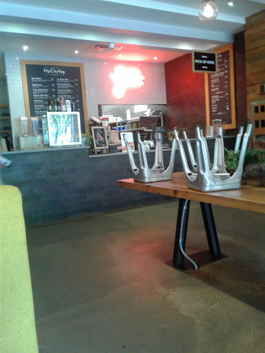 Grocery Store «The Fresh Grocer of Walnut», reviews and photos, 4001 Walnut St, Philadelphia, PA 19104, USA