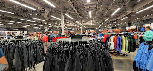 Sporting Goods Store «Nike Factory Store», reviews and photos, 3000 Grapevine Mills Pkwy #611, Grapevine, TX 76051, USA