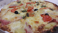 Plats et boissons du Pizzeria Délice Pizza à Marans - n°4