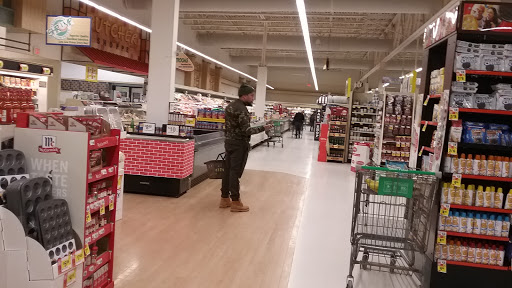 Grocery Store «Giant Food Stores», reviews and photos, 300 E Baltimore Ave, Lansdowne, PA 19050, USA