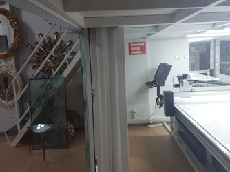 Ertek Cam Ayna Çerçeve