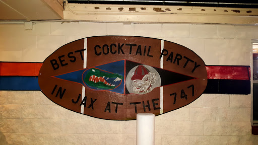 Liquor Store «Flight 747 Liquor Store & Lounge Bar», reviews and photos, 1500 Airport Rd, Jacksonville, FL 32218, USA