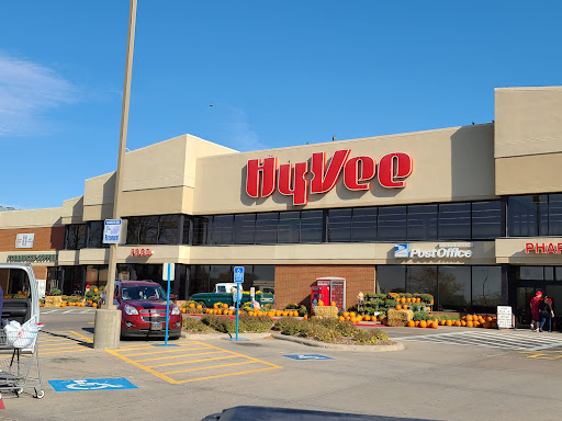 Supermarket «Hy-Vee», reviews and photos, 2100 N Broadway, Yankton, SD 57078, USA