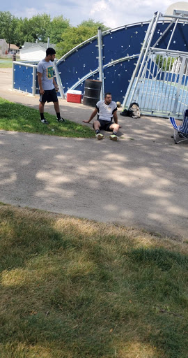 Park «Hoover Park», reviews and photos, 301 N Springinsguth Rd, Schaumburg, IL 60194, USA