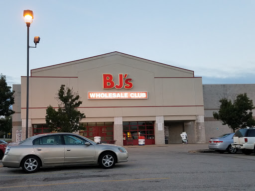 Warehouse club «BJ’s Wholesale Club», reviews and photos, 4365 Richmond Rd, Warrensville Heights, OH 44122, USA