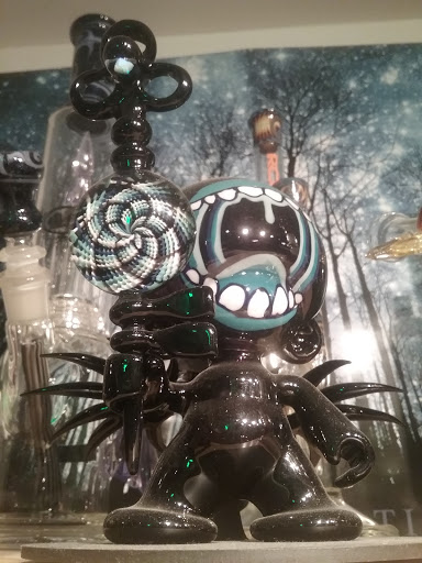 Gift Shop «Natural Mystics Smoke Shop», reviews and photos, 1002 Prince Edward St, Fredericksburg, VA 22401, USA