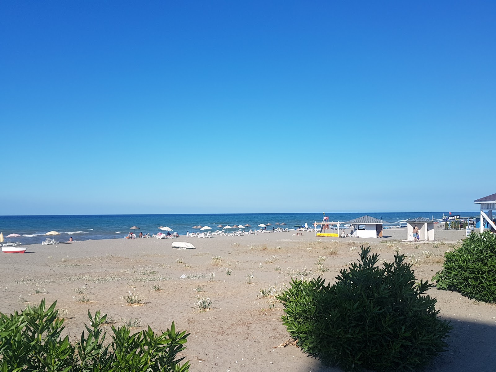 Foto di Kocaali Plaji con costa lunga e dritta