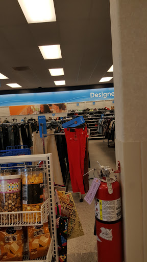 Clothing Store «Ross Dress for Less», reviews and photos, 212 Towne Center Dr, Compton, CA 90220, USA
