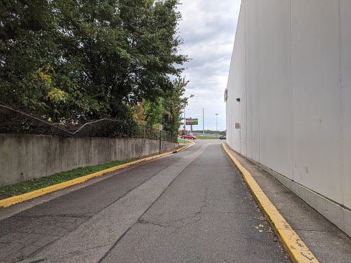 Self-Storage Facility «CubeSmart Self Storage», reviews and photos, 2950 Gallows Rd, Falls Church, VA 22042, USA