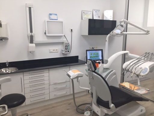 Información y opiniones sobre Clínica Dental Ayala en Gijón de Gijón