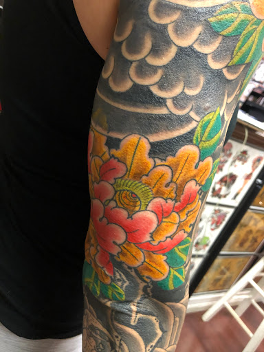 Tattoo Shop «Webbworks Tattoo Studio», reviews and photos, 2067 Pine Ridge Rd, Naples, FL 34109, USA